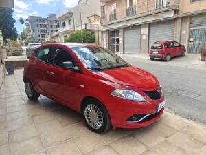Lancia Ypsilon